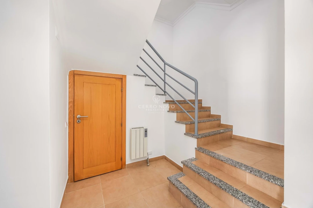 Moradia T3 para Venda em Ferreiras Foto 15