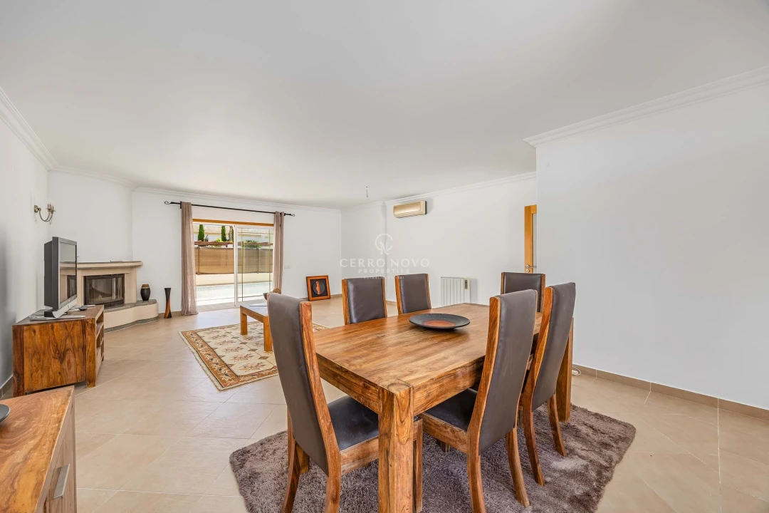 Moradia T3 para Venda em Ferreiras Foto 12