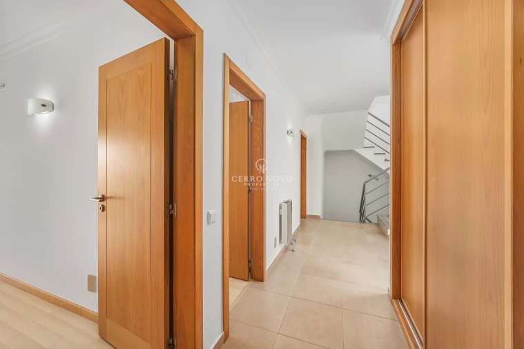 Moradia T3 para Venda em Ferreiras Foto 21