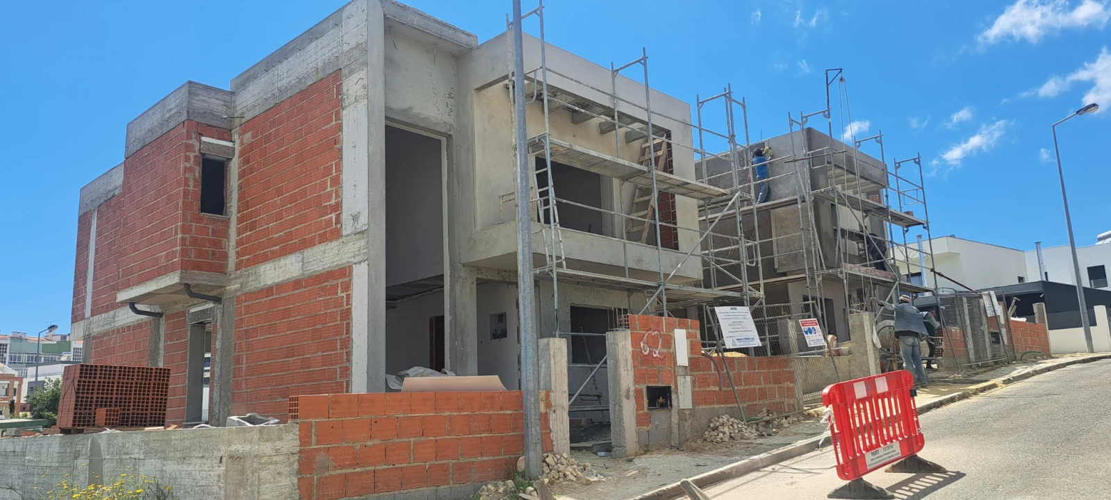 Moradia T4 para Venda em Charneca de Caparica e Sobreda Foto 2