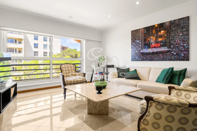 Apartamento T2 para Venda em Cascais e Estoril Foto 2