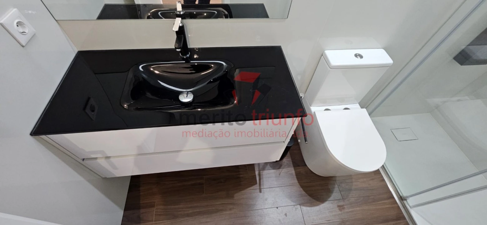 Apartamento T3 para Venda em Ramalde Foto 35