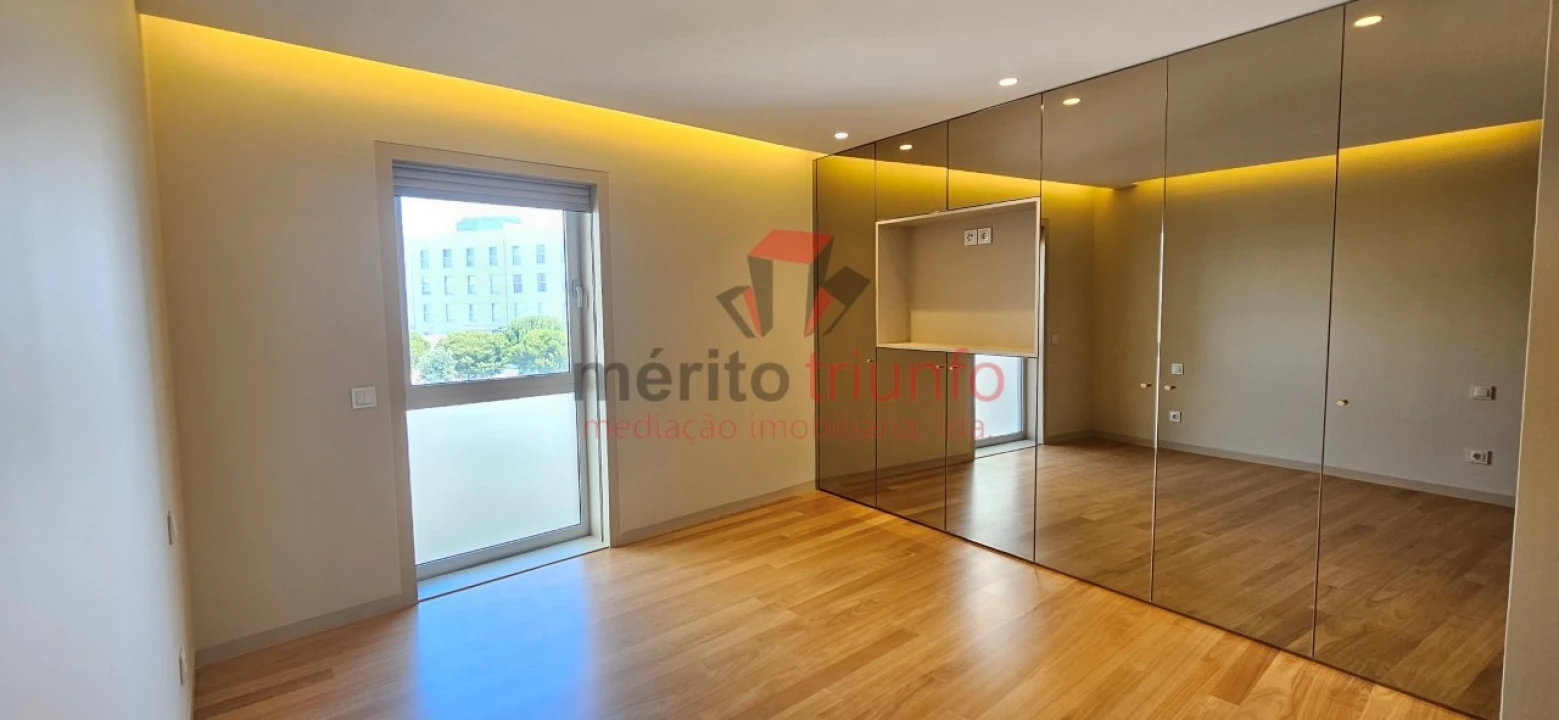 Apartamento T4 para Venda em Vila do Conde Foto 27