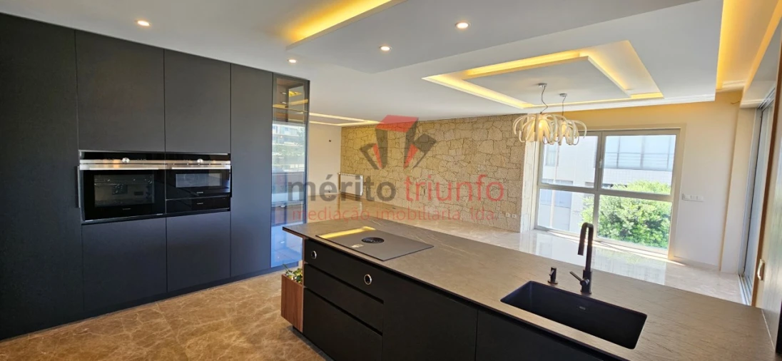 Apartamento T4 para Venda em Vila do Conde Foto 8