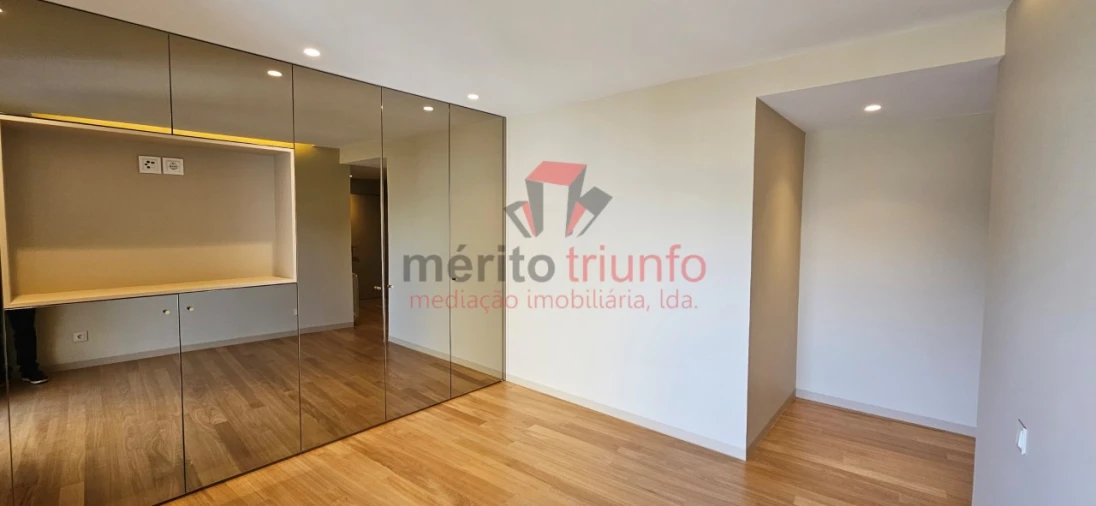 Apartamento T4 para Venda em Vila do Conde Foto 28
