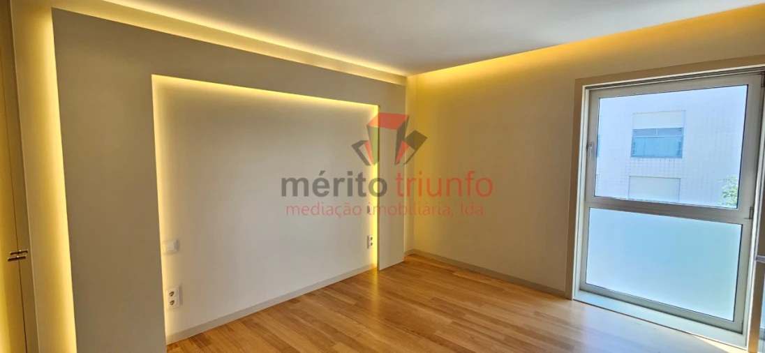 Apartamento T4 para Venda em Vila do Conde Foto 43