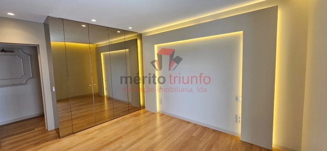 Apartamento T4 para Venda em Vila do Conde Foto 44