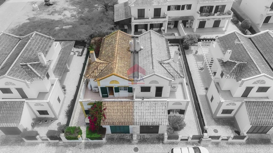 Moradia T3 para Venda em Altura Foto 17