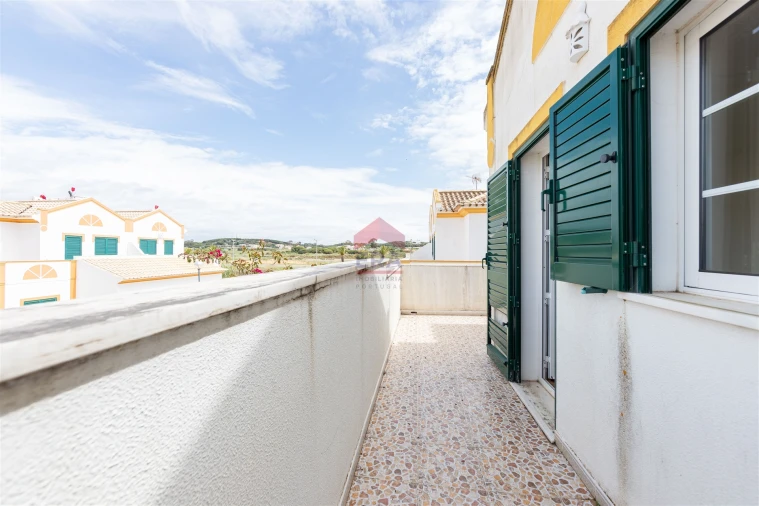 Moradia T3 para Venda em Altura Foto 12