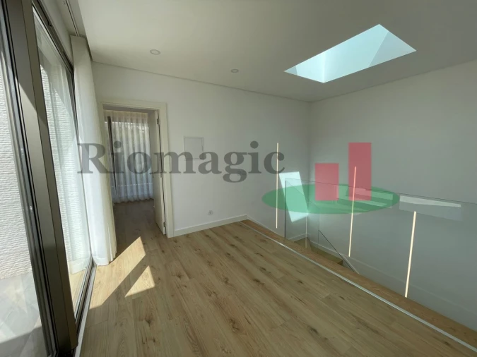 Moradia T3 para Venda em Rio Maior Foto 30