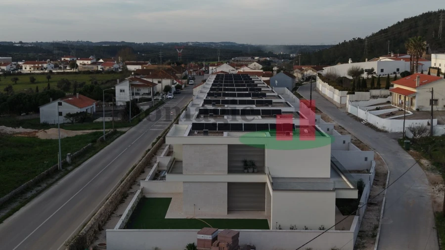 Moradia T3 para Venda em Rio Maior Foto 70