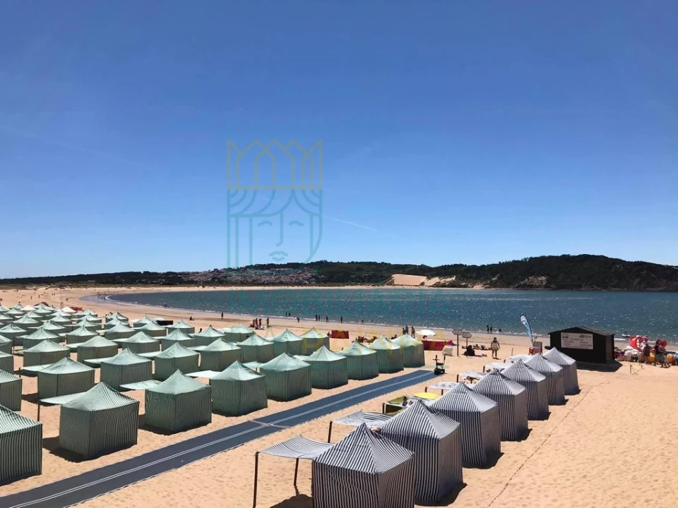 Moradia T4 para Venda em Tornada e Salir do Porto Foto 21