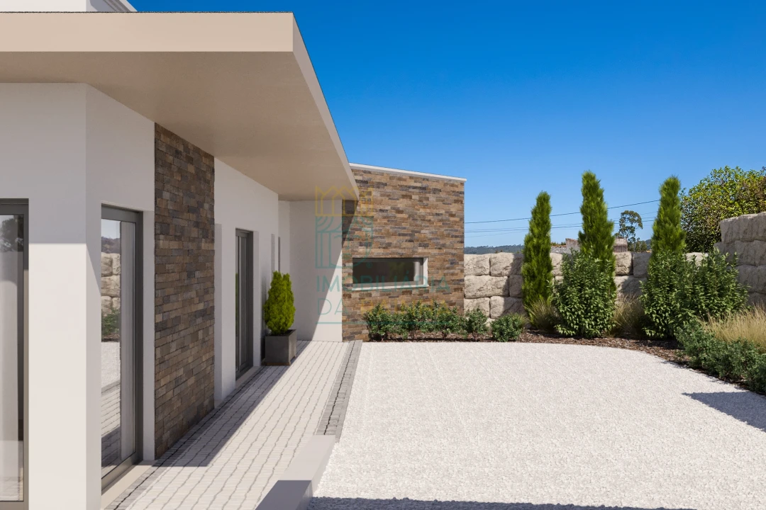 Moradia T4 para Venda em Tornada e Salir do Porto Foto 30