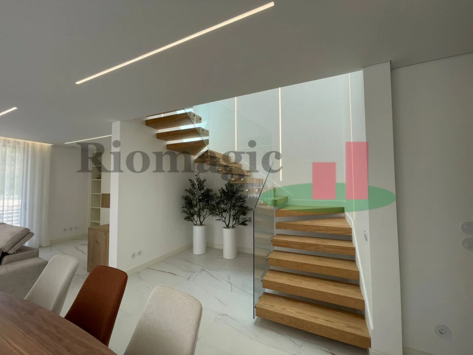 Moradia T3 para Venda em Rio Maior Foto 26