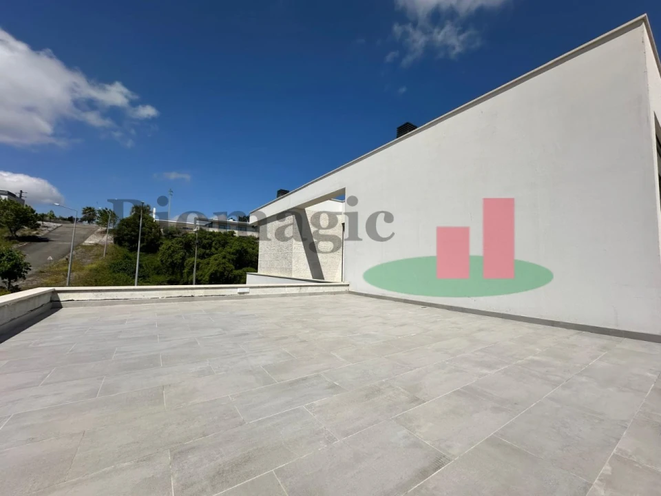 Moradia T3 para Venda em Rio Maior Foto 50