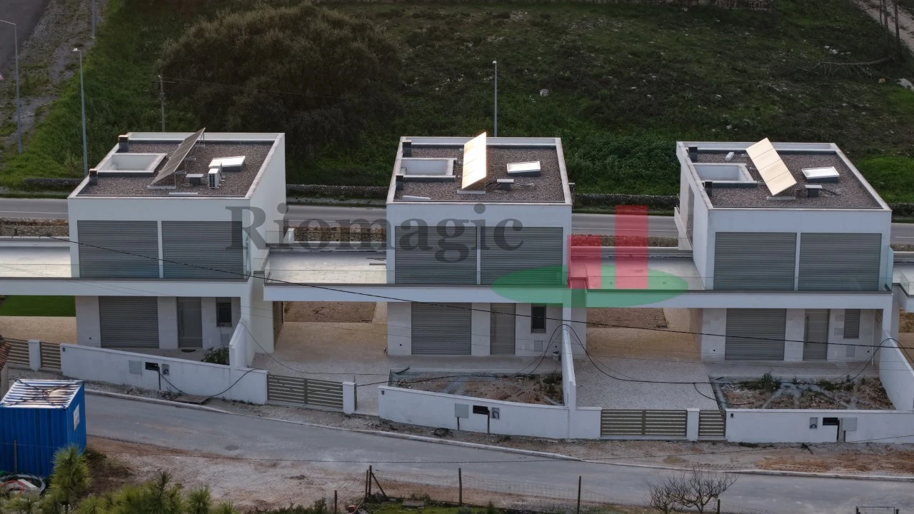 Moradia T3 para Venda em Rio Maior Foto 74