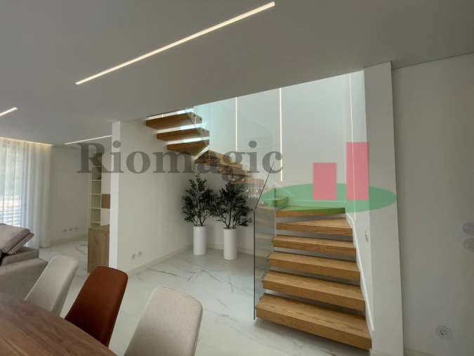 Moradia T3 para Venda em Rio Maior Foto 26