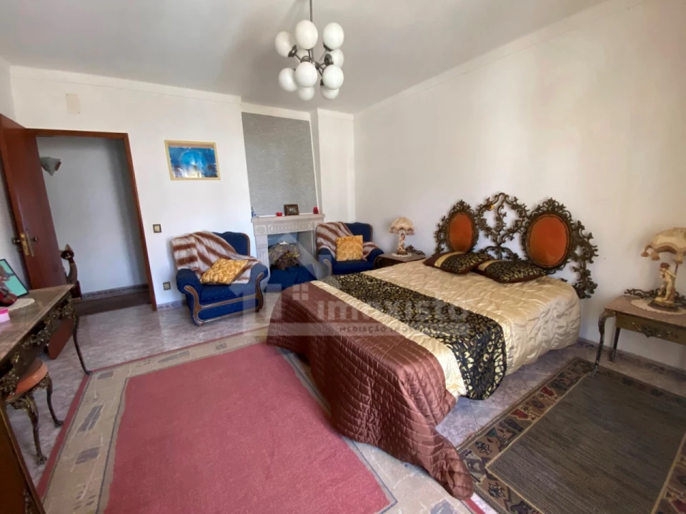 Moradia T5 para Venda em Avelar Foto 10