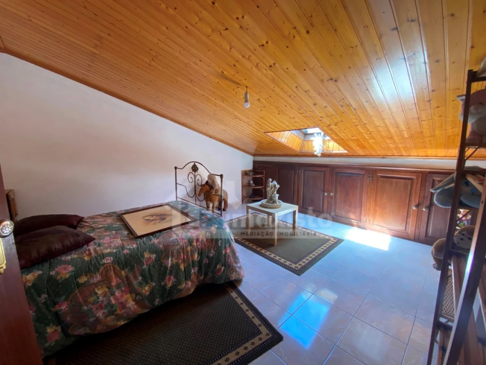 Moradia T5 para Venda em Avelar Foto 21