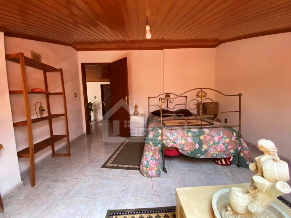 Moradia T5 para Venda em Avelar Foto 22