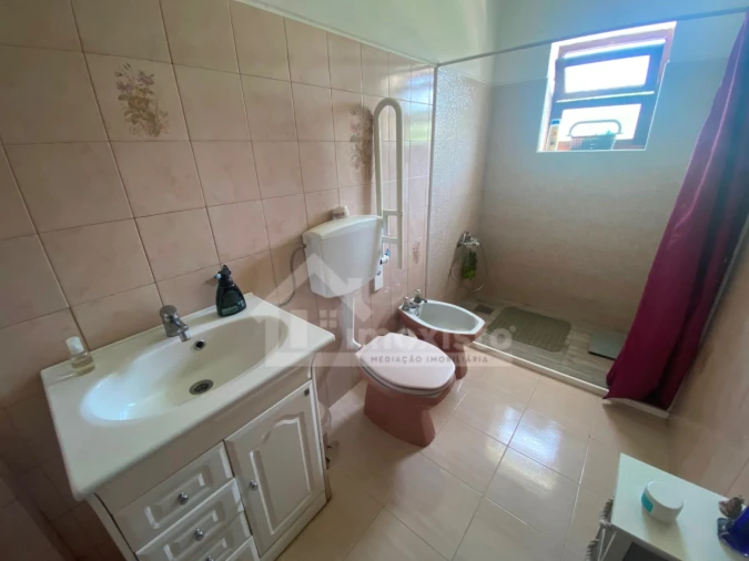 Moradia T5 para Venda em Avelar Foto 5