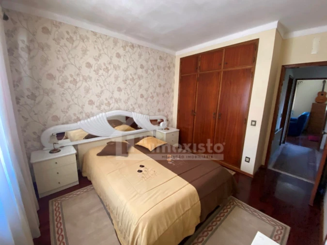 Moradia T5 para Venda em Avelar Foto 16