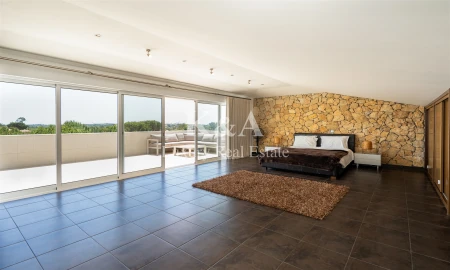 Moradia T6 para Venda em Almancil