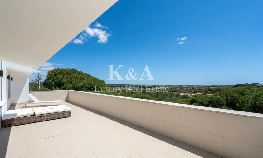 Moradia T6 para Venda em Almancil Foto 9