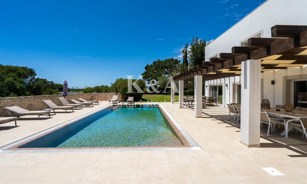 Moradia T6 para Venda em Almancil Foto 6