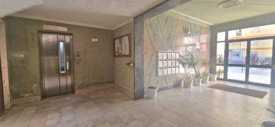 Apartamento T3 para Arrendamento em Póvoa de Santo Adrião e Olival Basto Foto 27