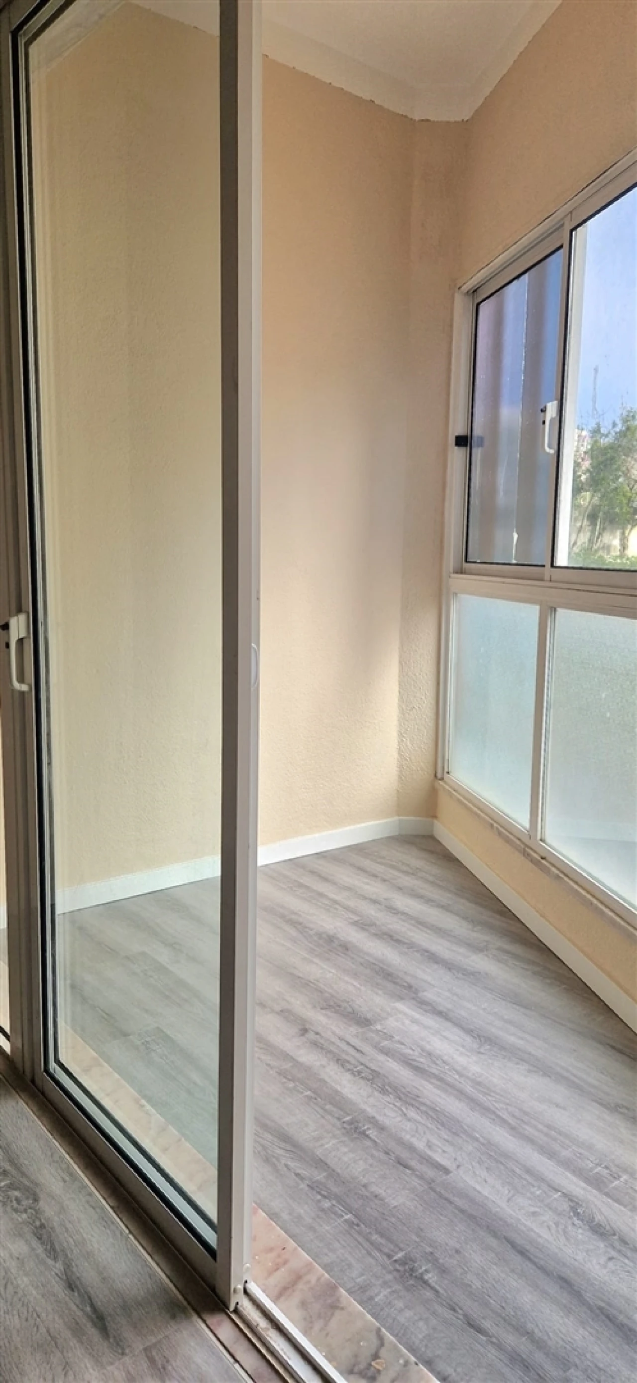 Apartamento T3 para Arrendamento em Póvoa de Santo Adrião e Olival Basto Foto 8