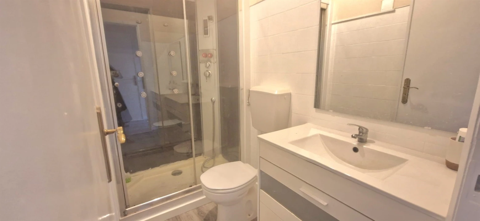 Apartamento T3 para Arrendamento em Póvoa de Santo Adrião e Olival Basto Foto 11