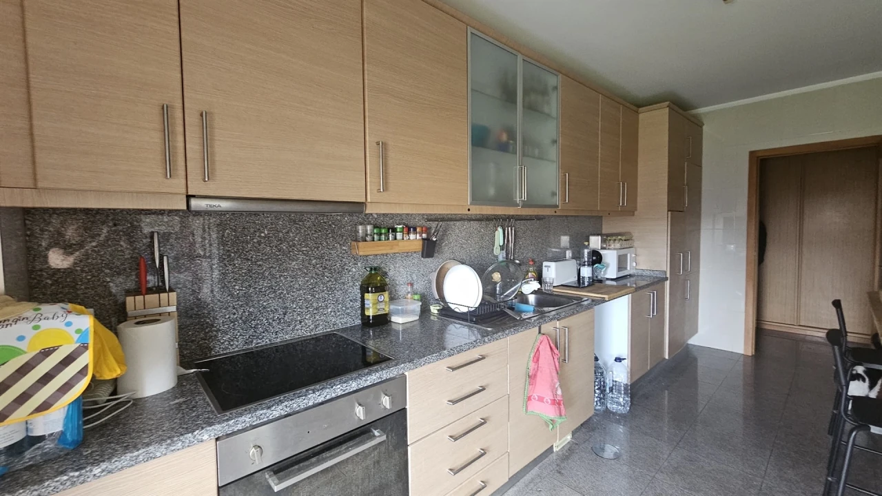 Apartamento T4 para Venda em Custóias, Leça do Balio e Guifões Foto 6