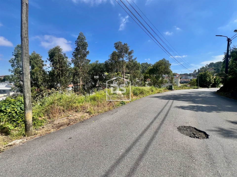 Terreno para Venda em Rebordosa Foto 6