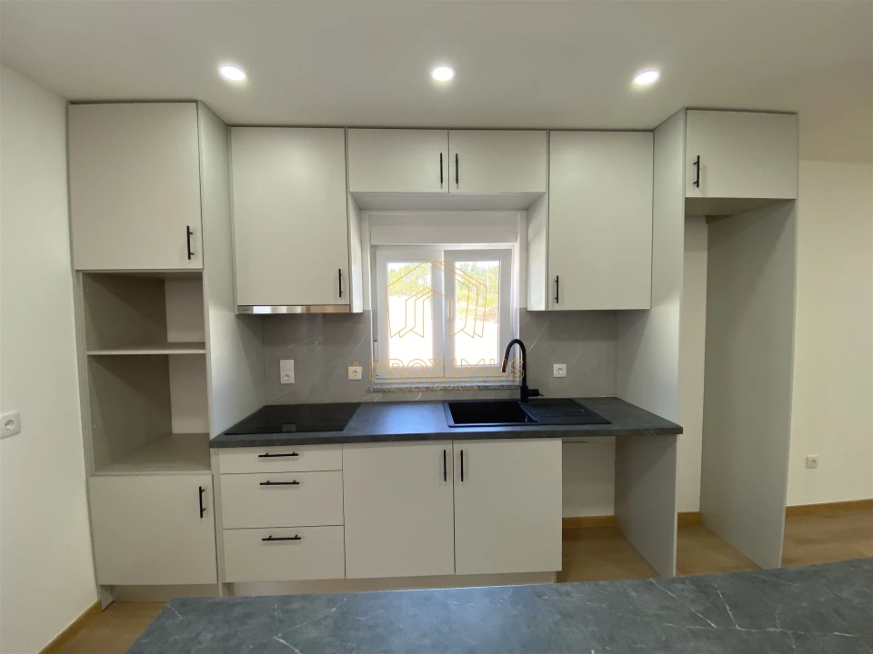 Moradia T2 para Venda em Maiorca Foto 20