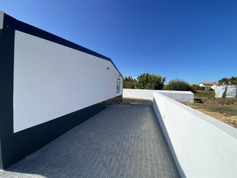 Moradia T2 para Venda em Maiorca Foto 7