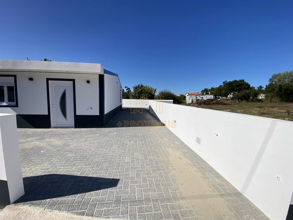 Moradia T2 para Venda em Maiorca Foto 4