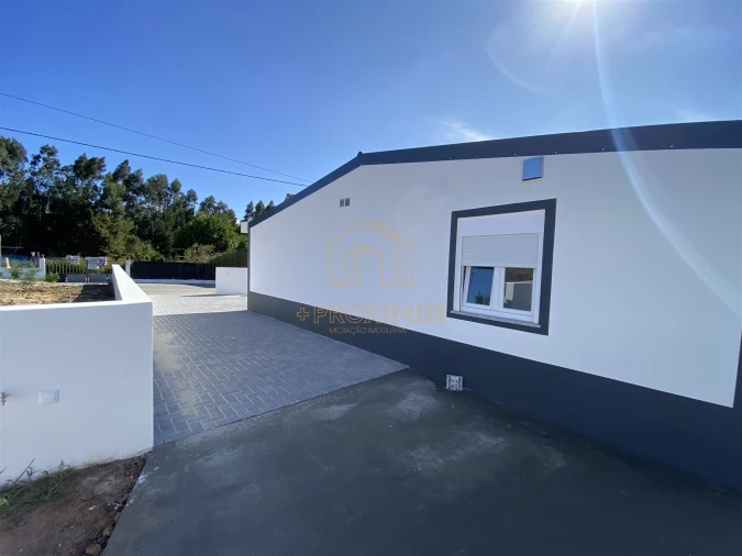 Moradia T2 para Venda em Maiorca Foto 6