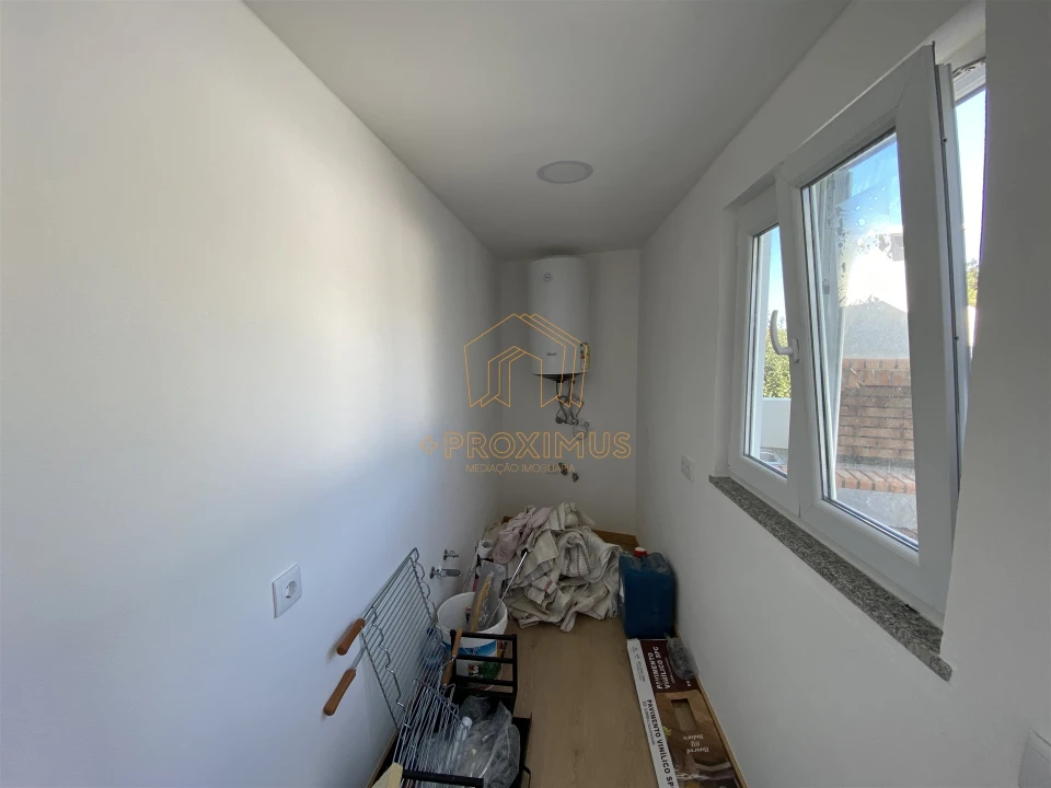 Moradia T2 para Venda em Maiorca Foto 30