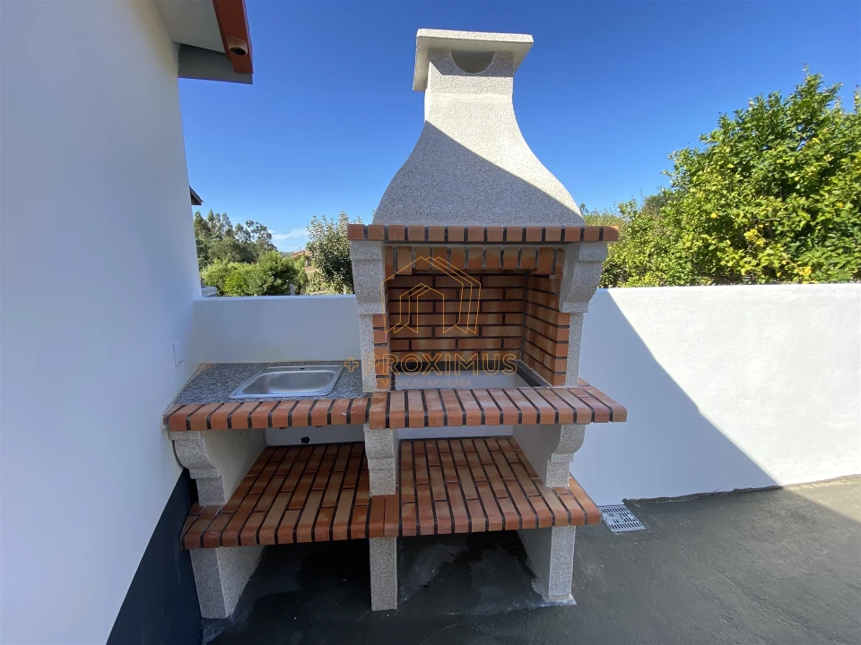 Moradia T2 para Venda em Maiorca Foto 13