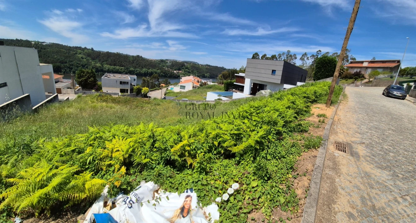 Terreno para Venda em Gondomar (São Cosme), Valbom e Jovim Foto 7
