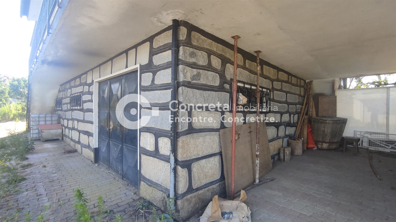 Moradia T4 para Venda em Varzea Foto 6