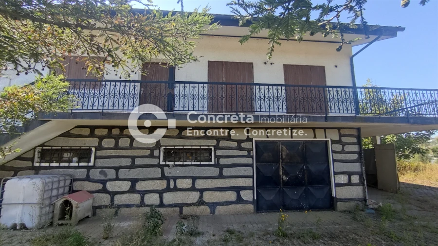 Moradia T4 para Venda em Varzea Foto 3