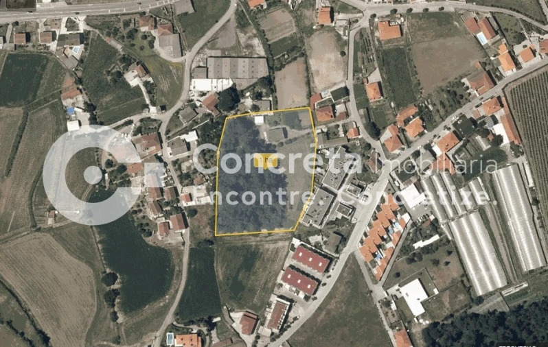 Moradia T4 para Venda em Varzea Foto 31