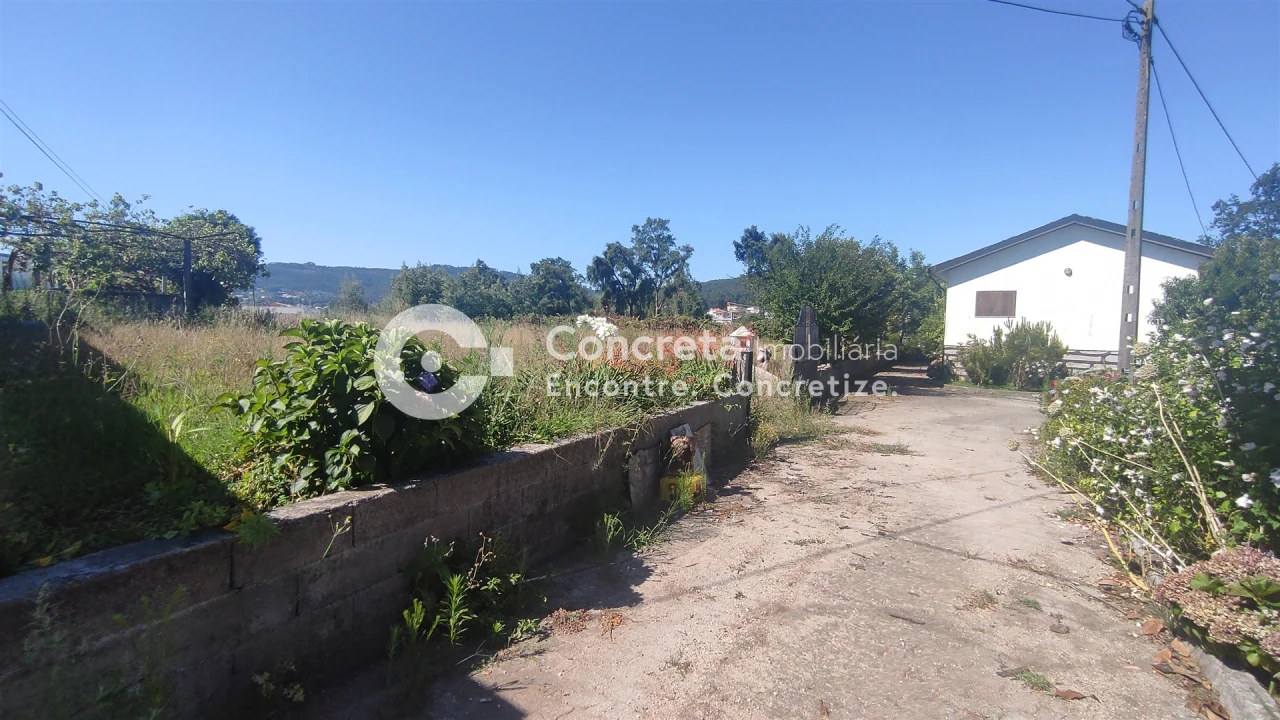 Moradia T4 para Venda em Varzea Foto 29