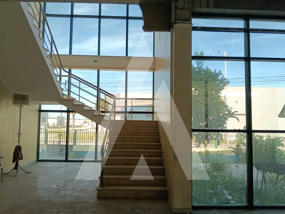 Armazém para Venda em Gafanha da Encarnação Foto 5