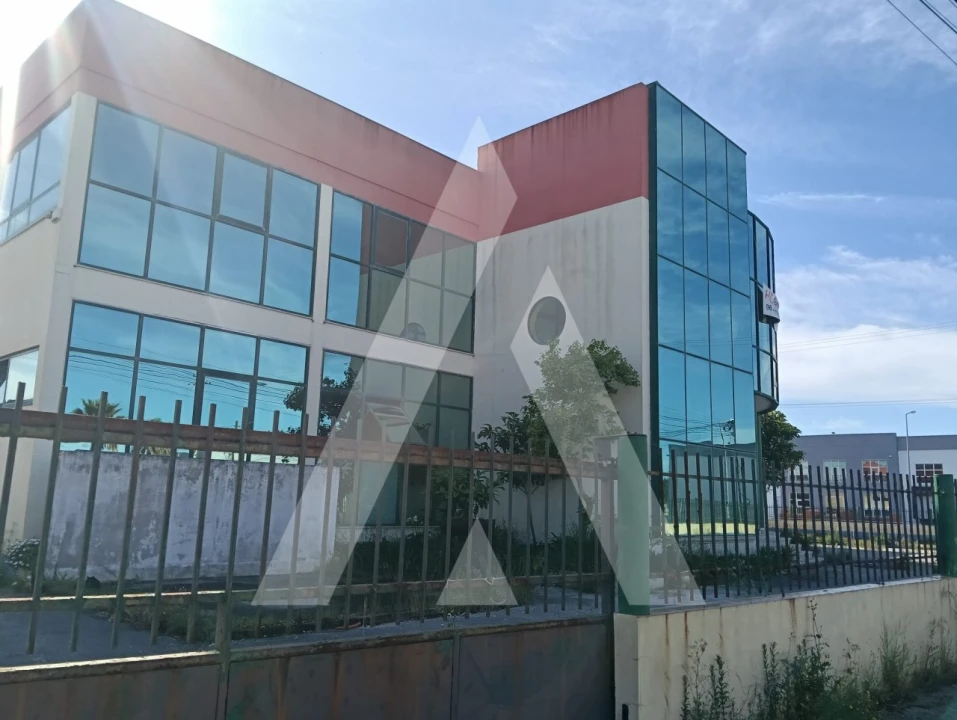 Armazém para Venda em Gafanha da Encarnação Foto 17