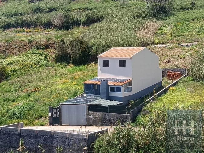 Armazém para Venda em Fajã da Ovelha Foto 1