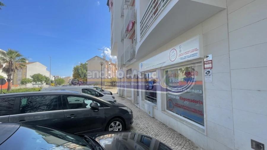Loja para Venda em Vila Franca de Xira Foto 2