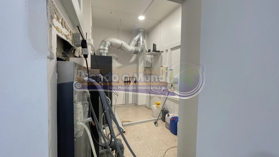 Loja para Venda em Vila Franca de Xira Foto 8